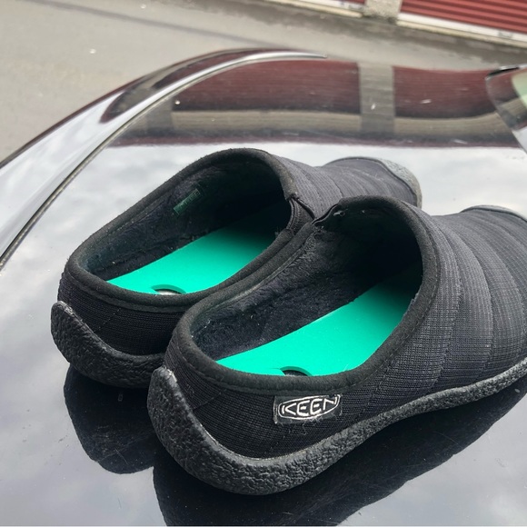 Keen Howser Womens Black Slide Slip On Indoor Outdoor Triple Shoes Sz 5.5 - Picture 11 of 14